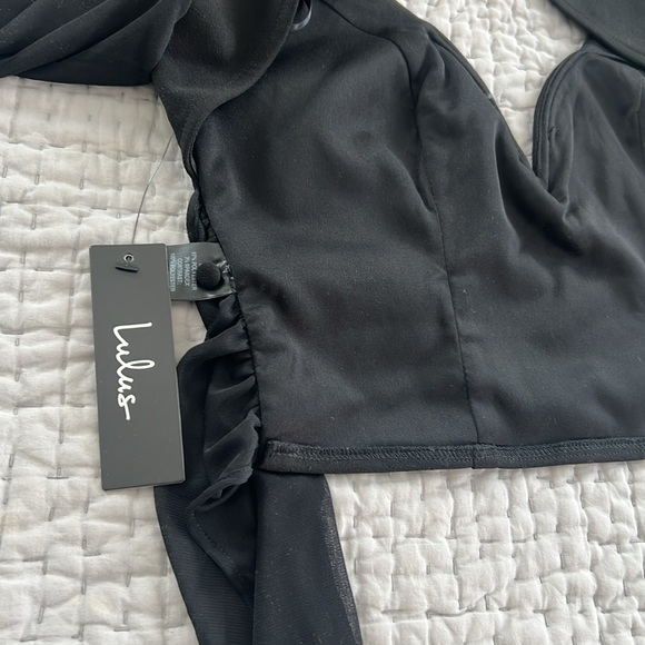 NWT - S Lulu’s Tie-Back Sweetheart Top - Picture 4 of 6